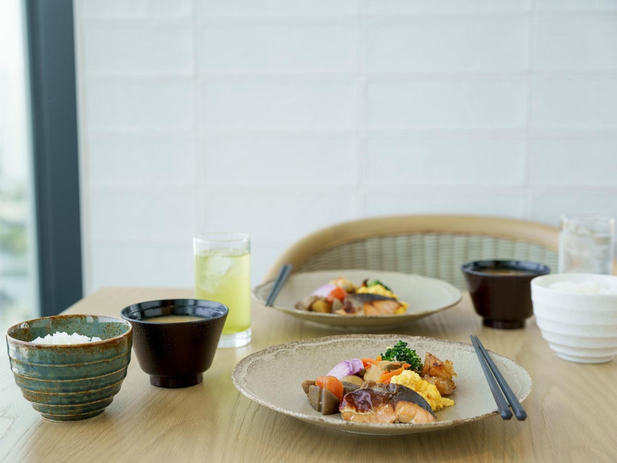 Mitsui Garden Hotel Yokohama Minatomirai Premier 外观 照片 A Japanese meal