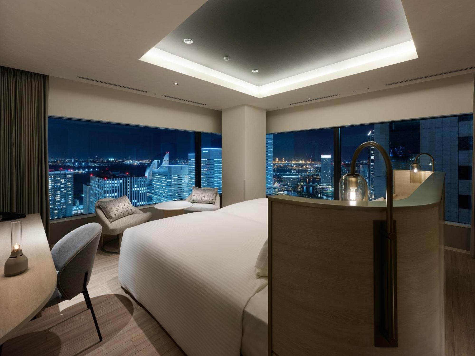 Mitsui Garden Hotel Yokohama Minatomirai Premier 外观 照片 A bedroom at the hotel