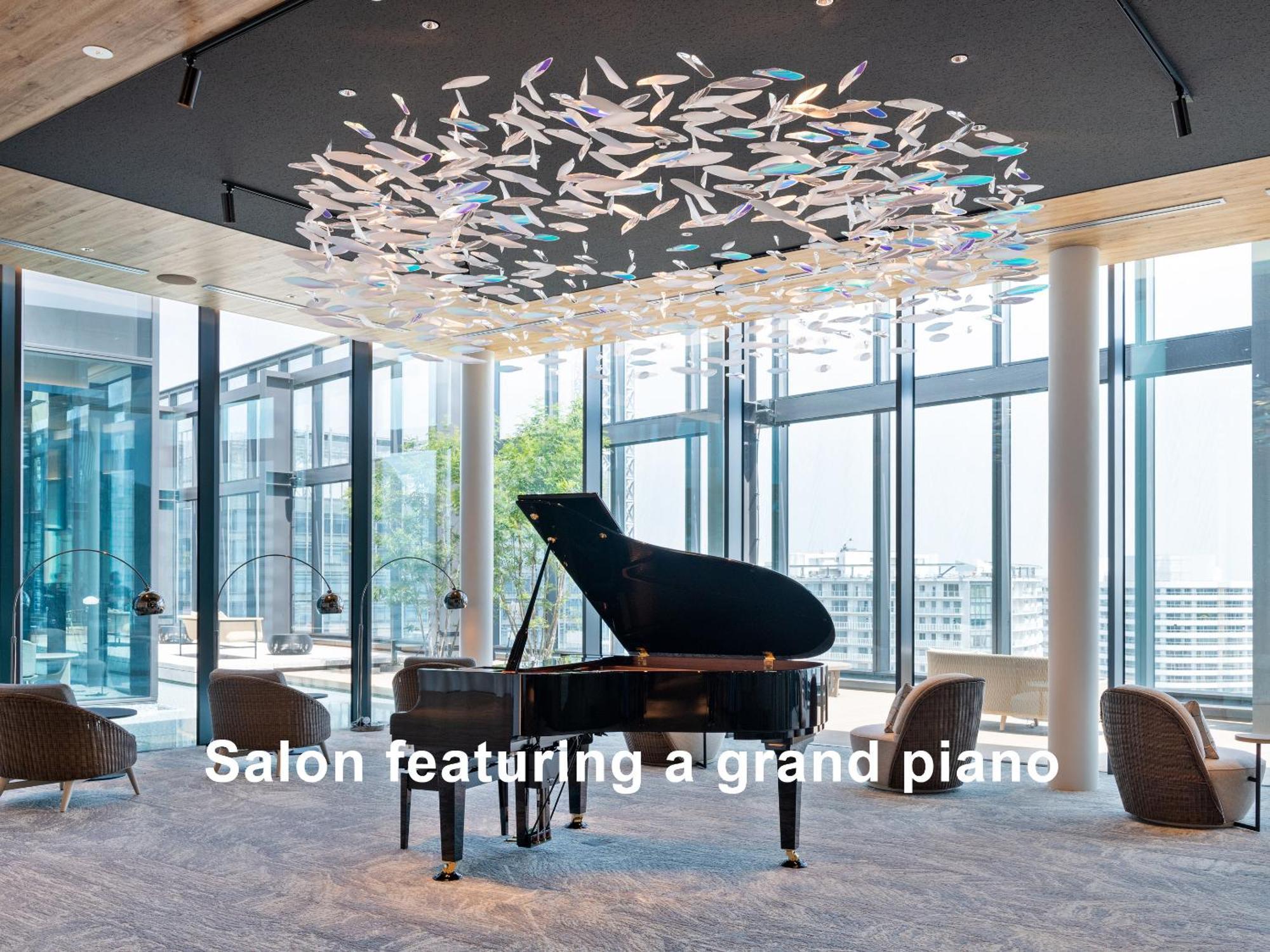 Mitsui Garden Hotel Yokohama Minatomirai Premier 外观 照片 Salon featuring a grand piano